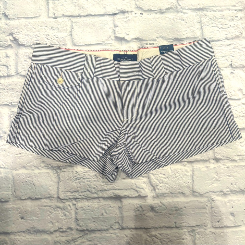 American Eagle Favorite Pinstripe Shorts NWT